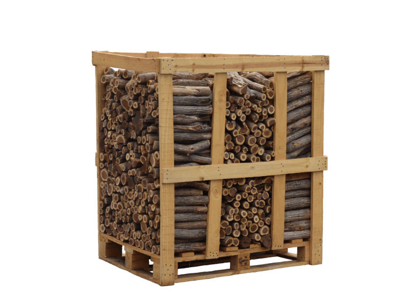 Kaminholz auf Palette